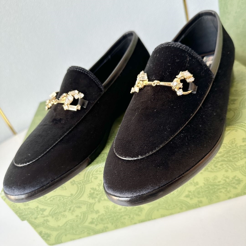 Gucci Flat Shoes